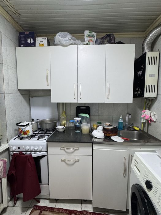 Продается срочно кухенный мебель и стол стулей