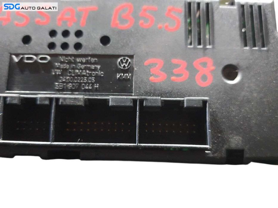 Panou Modul Unitate Comanda AC Aer Conditionat Clima Climatronic Volkswagen Golf 4 1998 - 2005 Cod 3B1907044H [N2817]