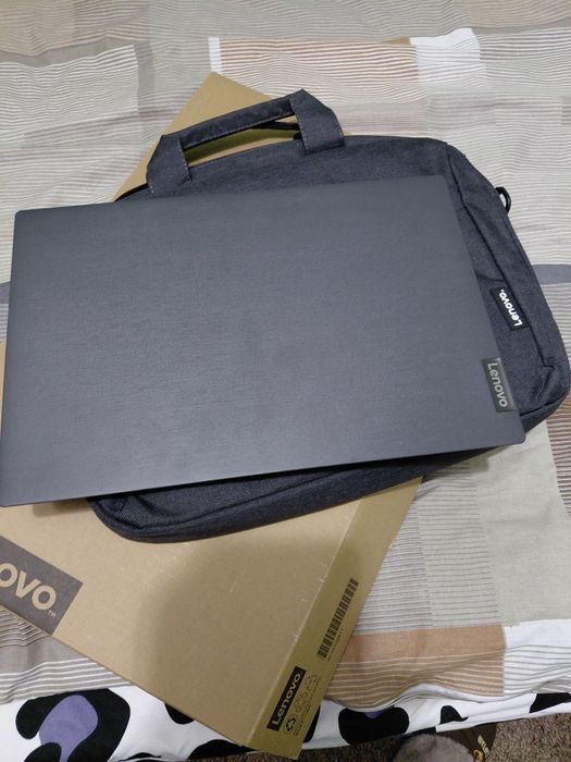Lenovo i5 256gb 8gb ram