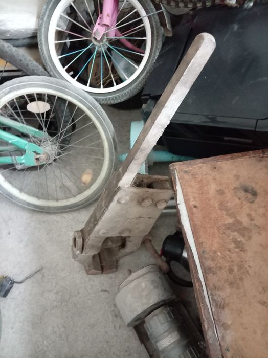 Тески сотилади продаются,