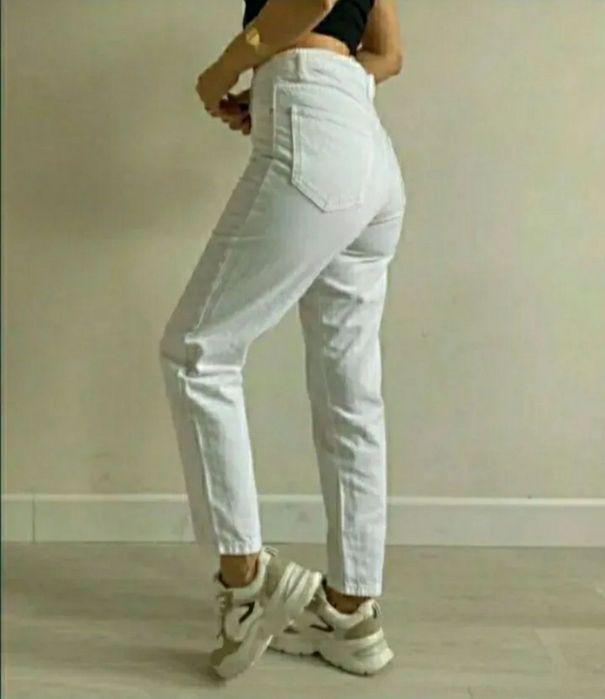 Джинсы Stradivarius S-M