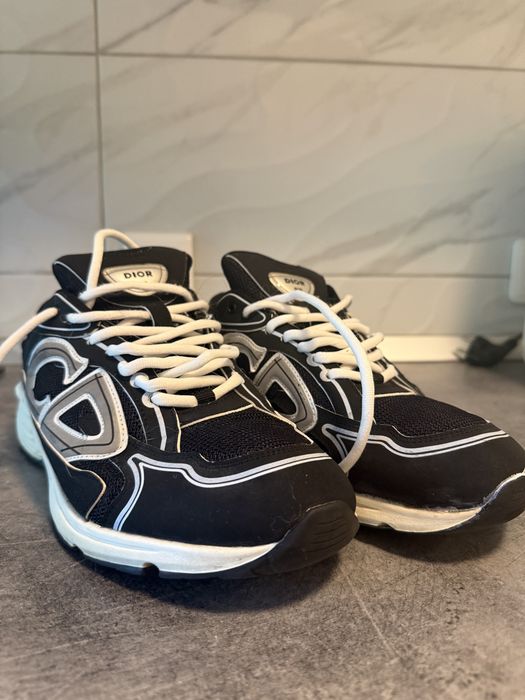 De vanzare Dior B30 marimea 44 dar merg perfect si la un 43.5