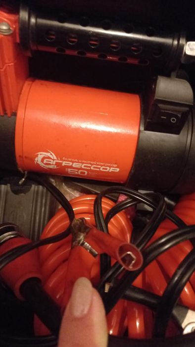 Продам автокомпрессор