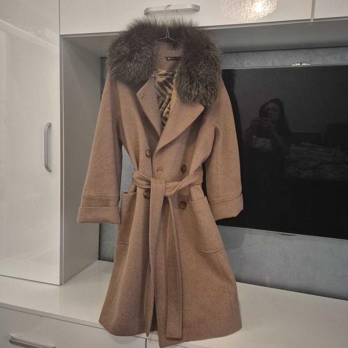 Palton cu blana naturala