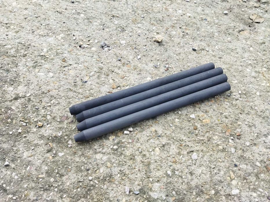 Електрод коксо-графитен 300 мм