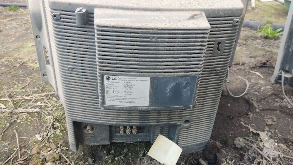 Телевизор на запчасти