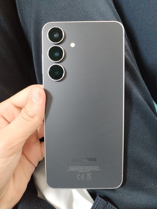 Samsung galaxy s 25 fe обмен практически в идеале