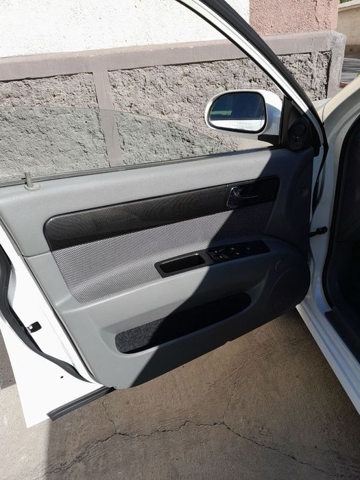 Продаётся лассети