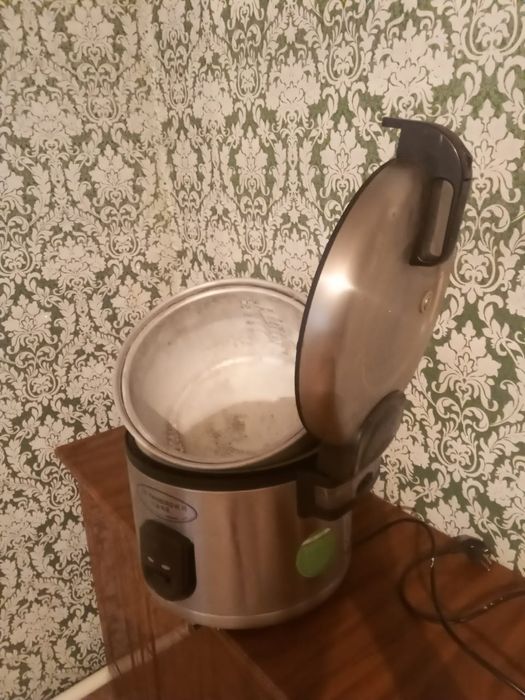 Продам рисоварку