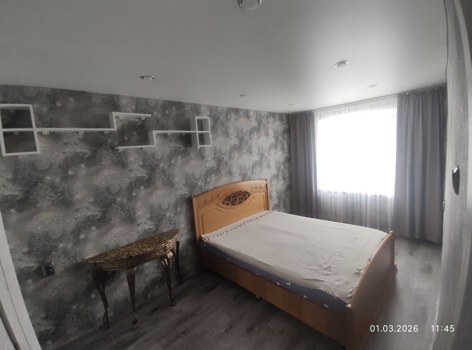 Сдам 2х ком квартиру в центре