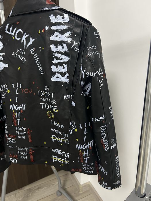 Geaca de piele pictata