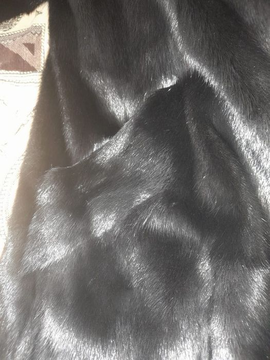 Продам норка шубу