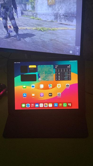 Ipad 8, обменяю на телефон