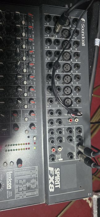 Mixer Soundcraft Spirit FX8 + husa Gator