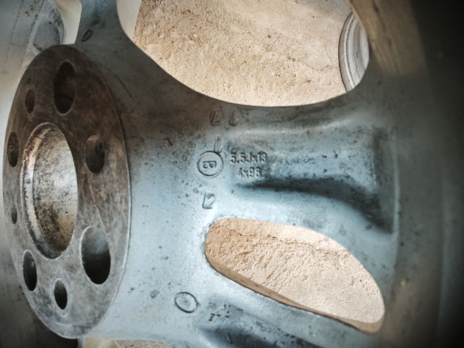 Диски литые легкосплавные с шинами от автомобиля R13