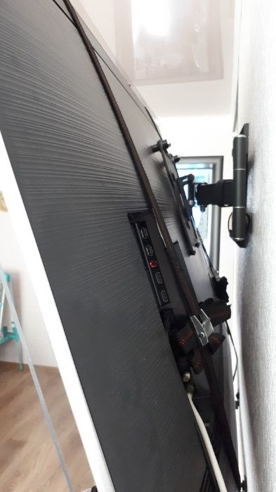 Защитный экран под ваш телевизор.