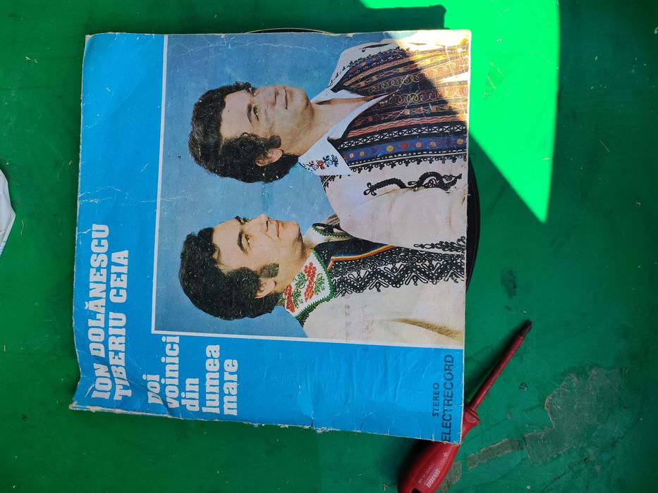 Vând discuri vinil vintage