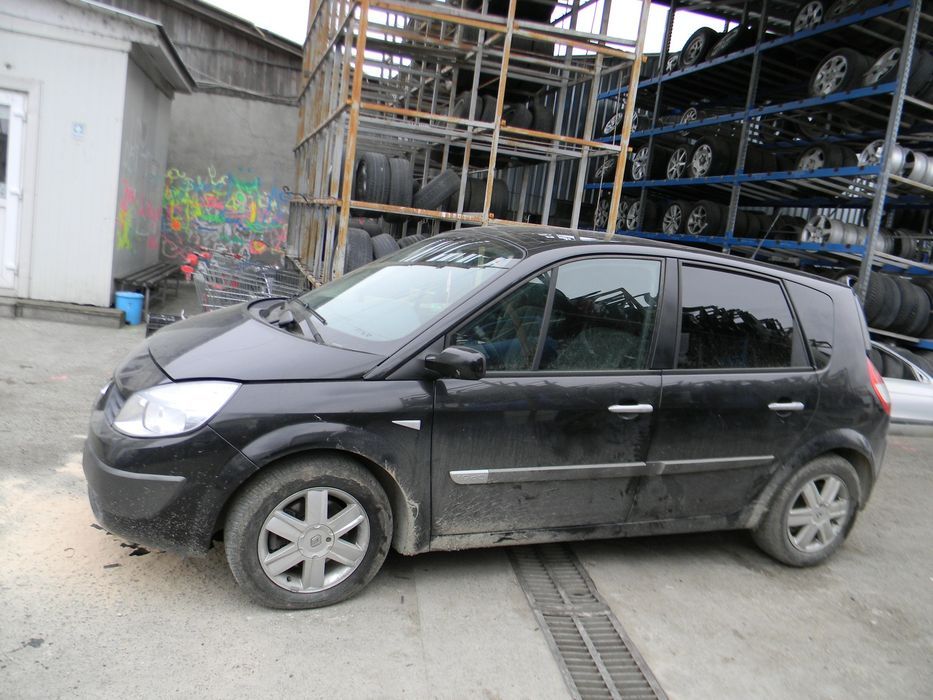 Dezmembrari Renault SCENIC 2 (JM0/1) (2003-2009) 1.9 D Motorina