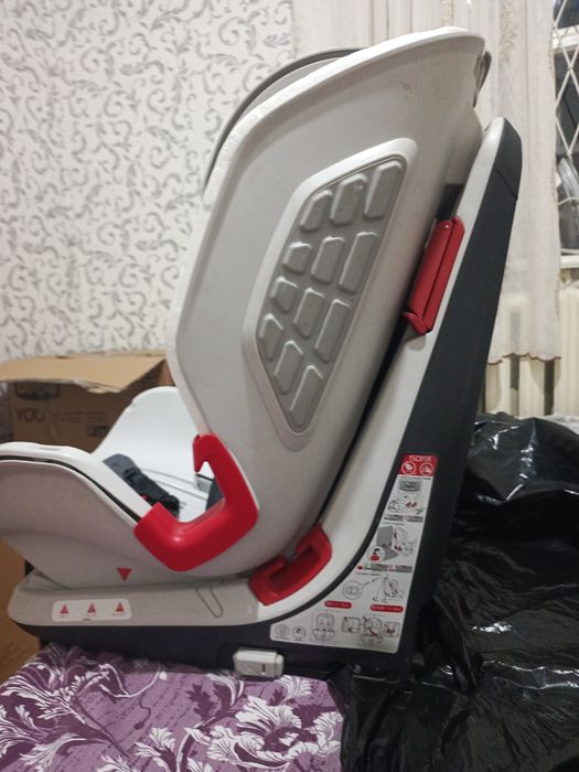 Детское кресло CICCO 9-36кг срочно продается б/у