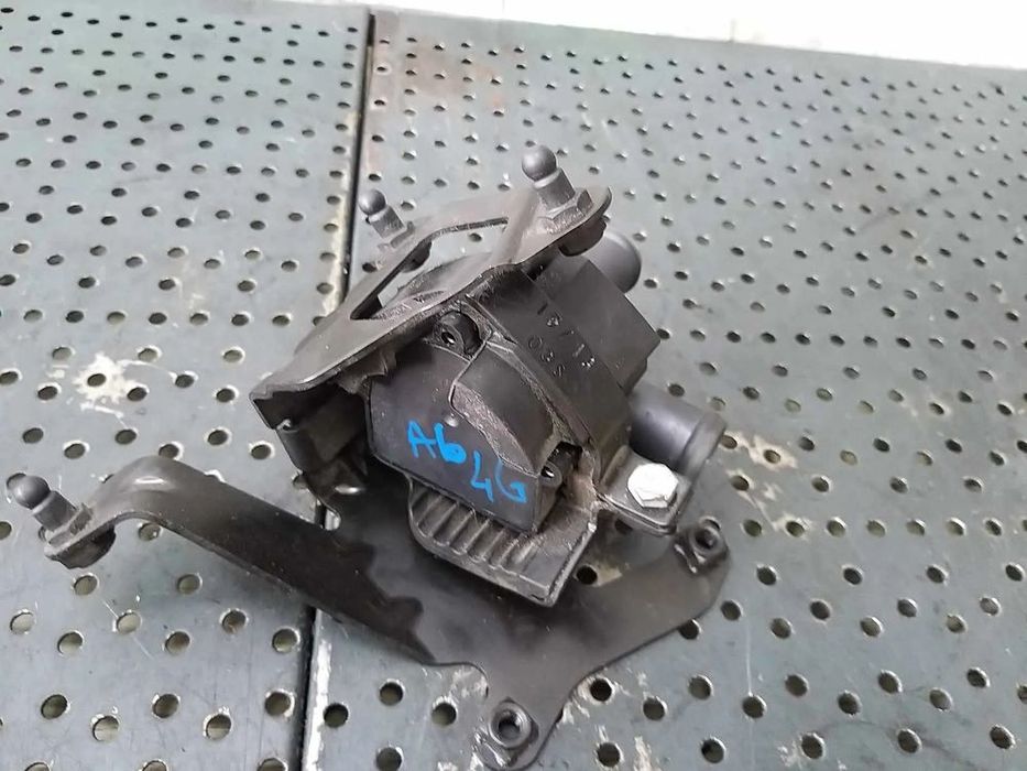 Pompa auxiliara apa 3.0 tdi audi a6 c7 4g 4g0133567b