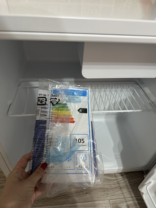 Срочно ! Продам новый холодильник, торг есть