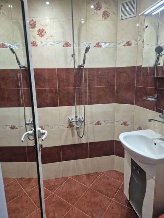 Дава се под наем Двустаен апартамент в Божурище - 68 кв.м за 510 € - Снимка #4