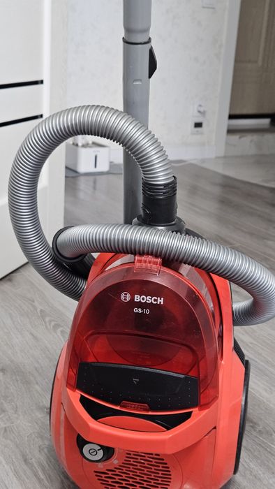 Продам пылесос Bosch