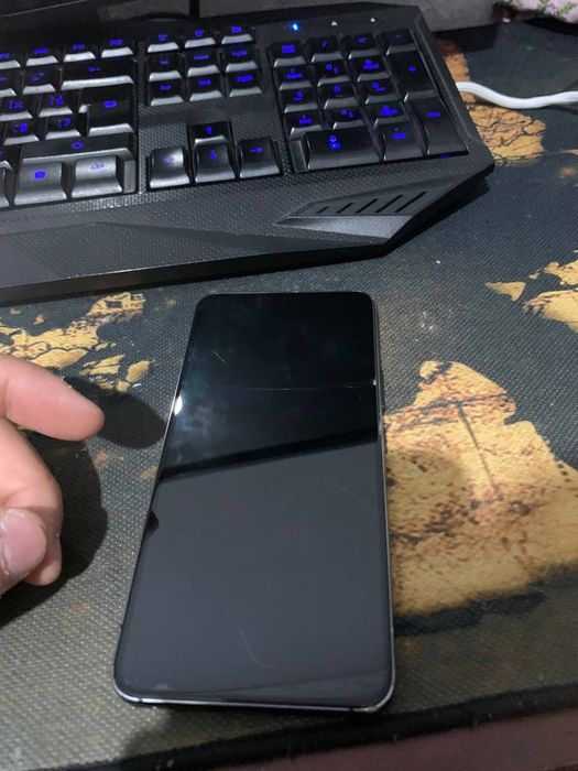 Samsung s22 8/256