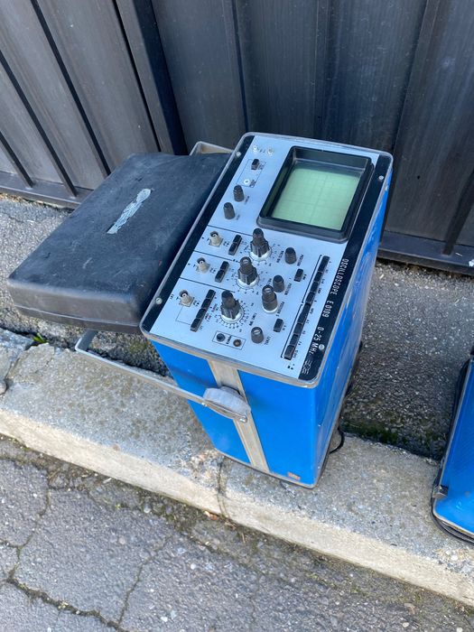 Osciloscop E0109 25 MHz, aparatul este in stare de functionare