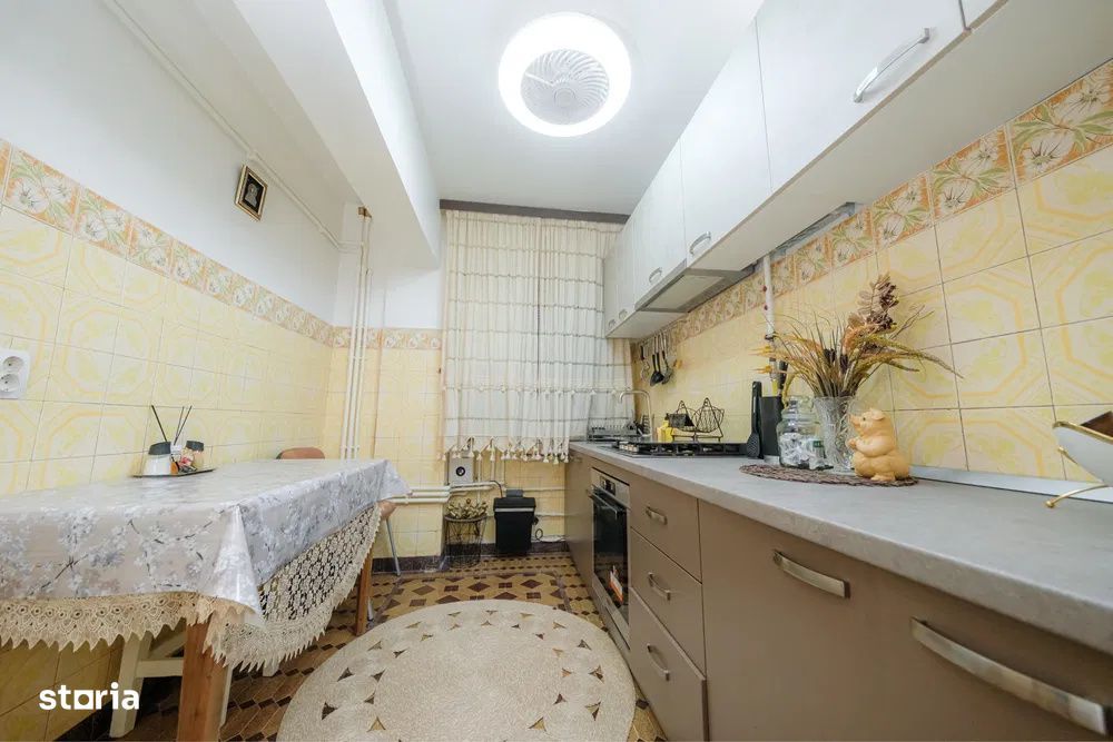 Apartament 3 camere Km 4-5