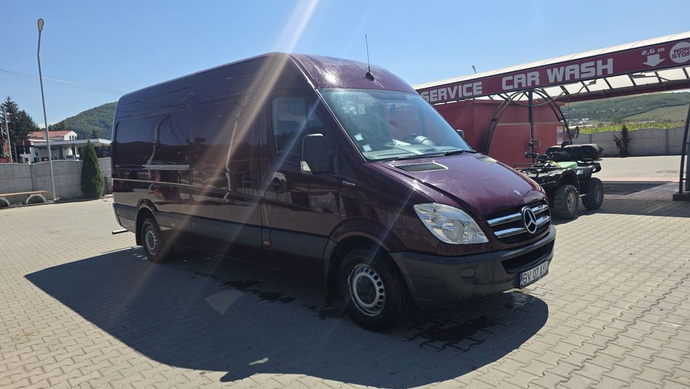 Mercedeș Sprinter 319