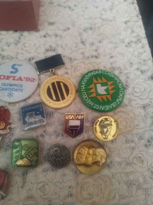 Ретро значки и ордени