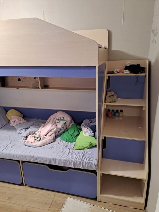 Детская кровать.