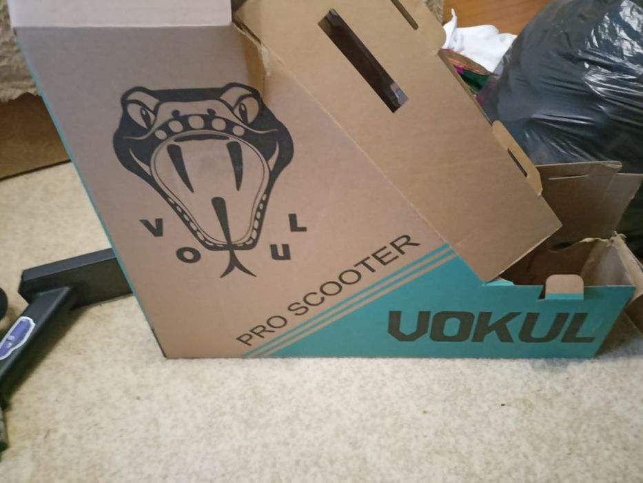 Срочно продам почти новый самокат