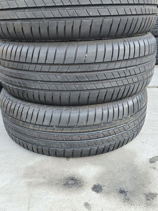 4 Броя 205/60/16 Bridgestone 7mm КАТО НОВИ