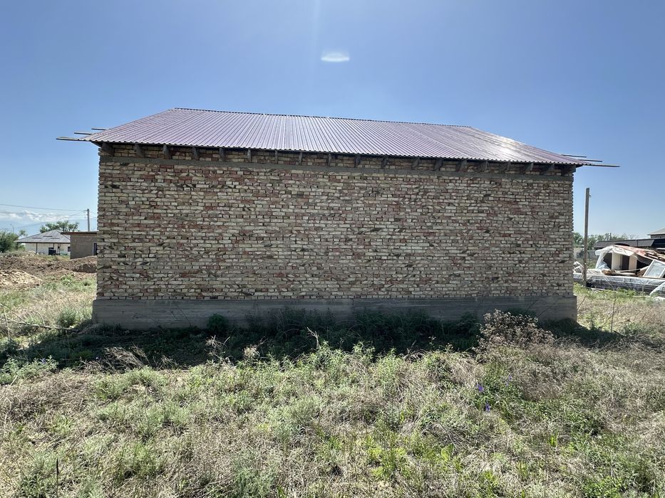 Шала біткен Үй сатылады