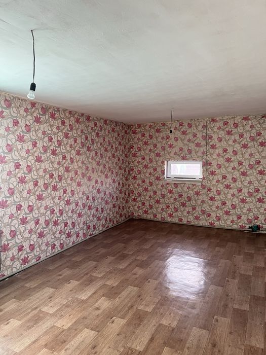 Участок с домиком продам