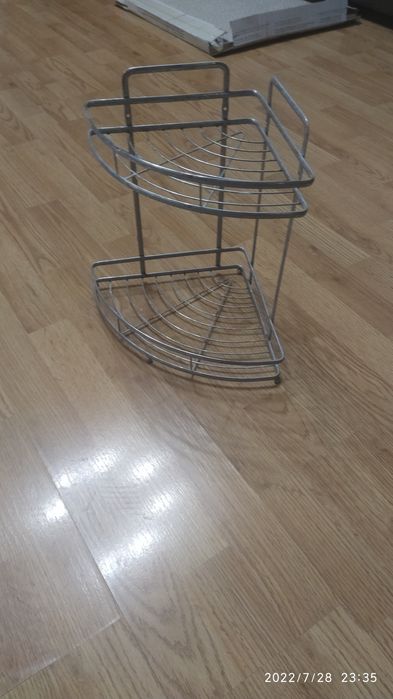 Полки для ванной