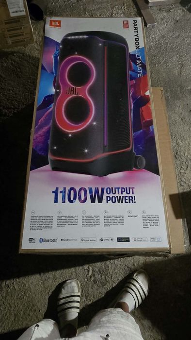 JBL Partybox Ultimate -като нова