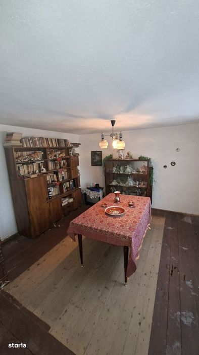 Casă Cu Teren Generos De 2.047 Mp
