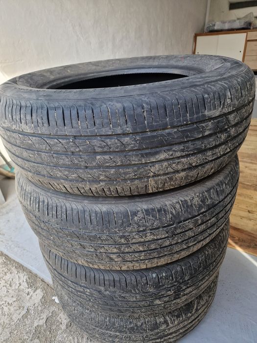 Шины лето 235/65R18 бу