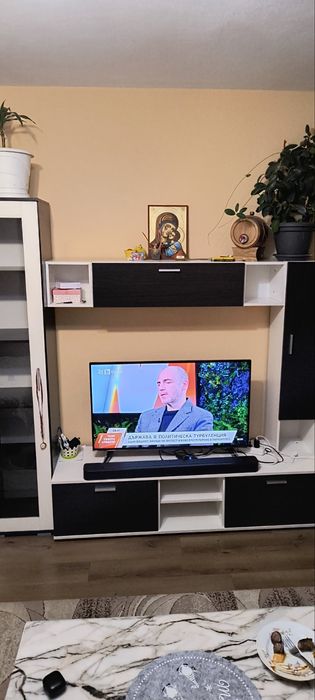 Холна секция бяло с кафяво