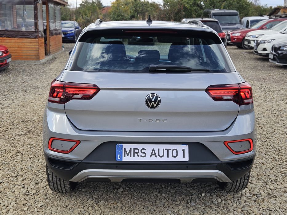 Volkswagen T-Roc, 2.0 tdi, 150 cp, DSG, virtual cockpit, distronic, keyless, park assist, camera, I Q led