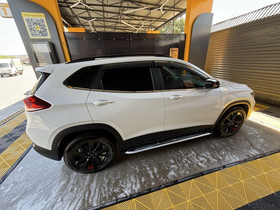 Tracker 2 redline