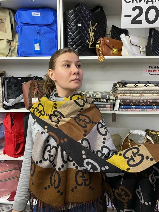 Продам Кашемировые палантины