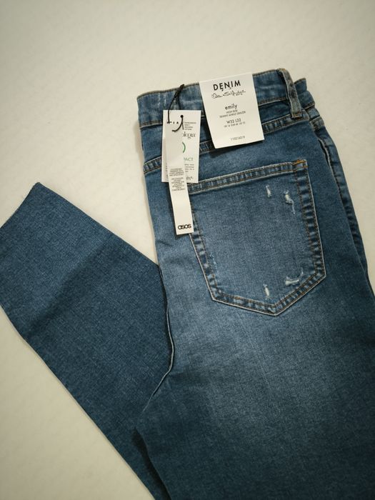 Blugi mom fit/ pantaloni noi