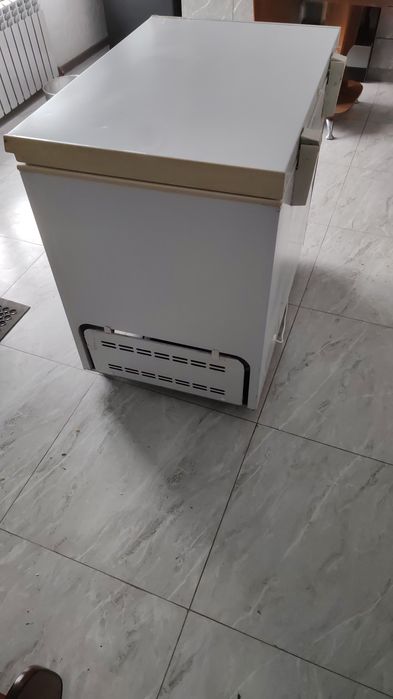 Продам морозильную камеру