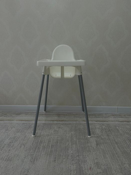 Детский стуля белый