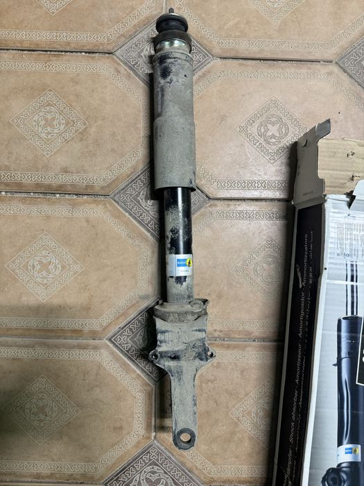 Амортизатор Bilstein передний 4matic для w210