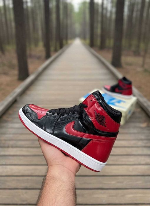 Nike Jordan 1 High Patent Bred